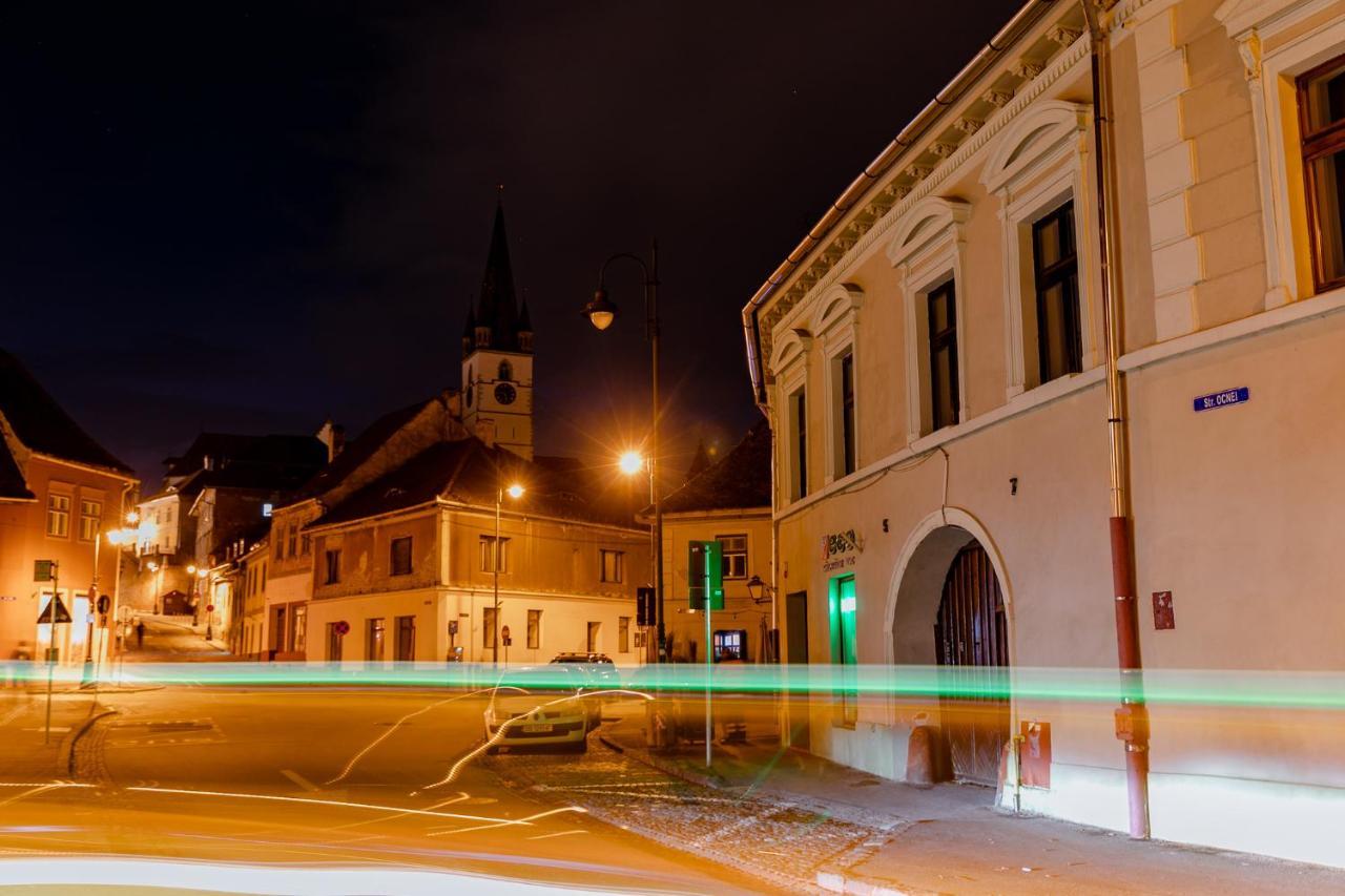 Apartament Dragoner Central Sibiu Exterior foto